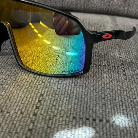 (OO9406) Oakley Sutro PRIZM Polarized Black Frame - Picture 6 of 12